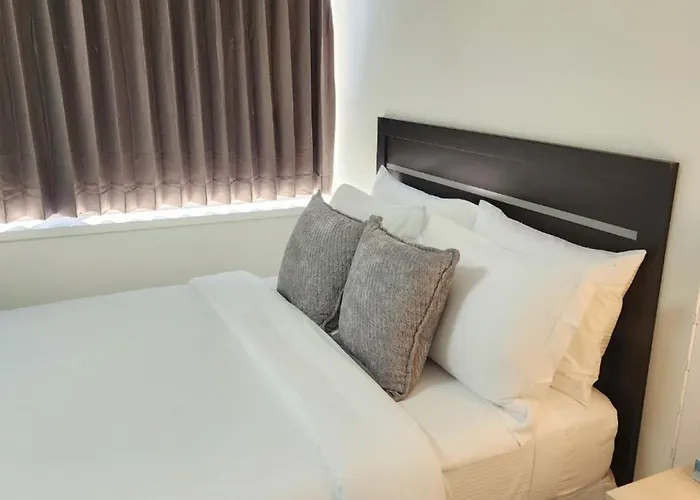 Modern With Gym In Midtown 4* Tulsa